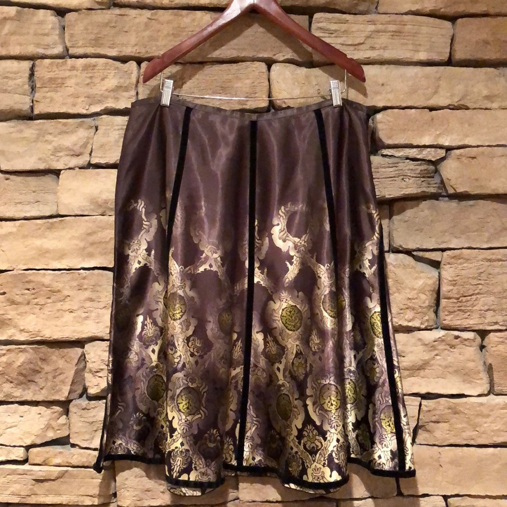 Satin skirt